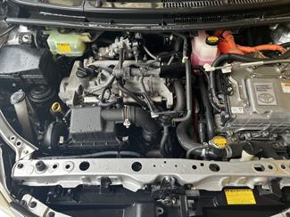 2013 Toyota AQUA - Thumbnail