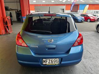 2006 Nissan Tiida - Thumbnail