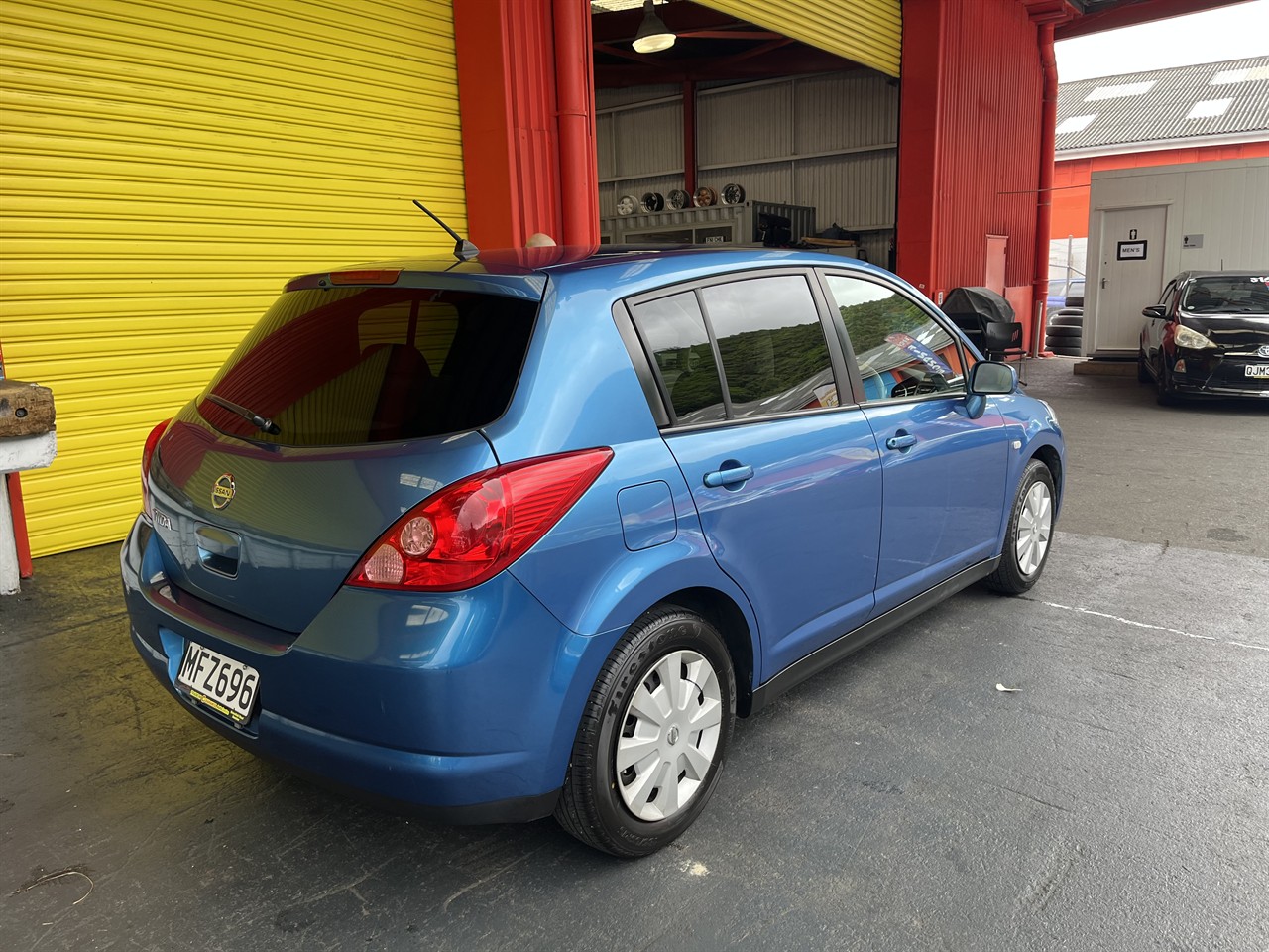 2006 Nissan Tiida