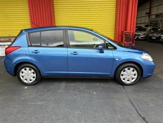 2006 Nissan Tiida - Thumbnail
