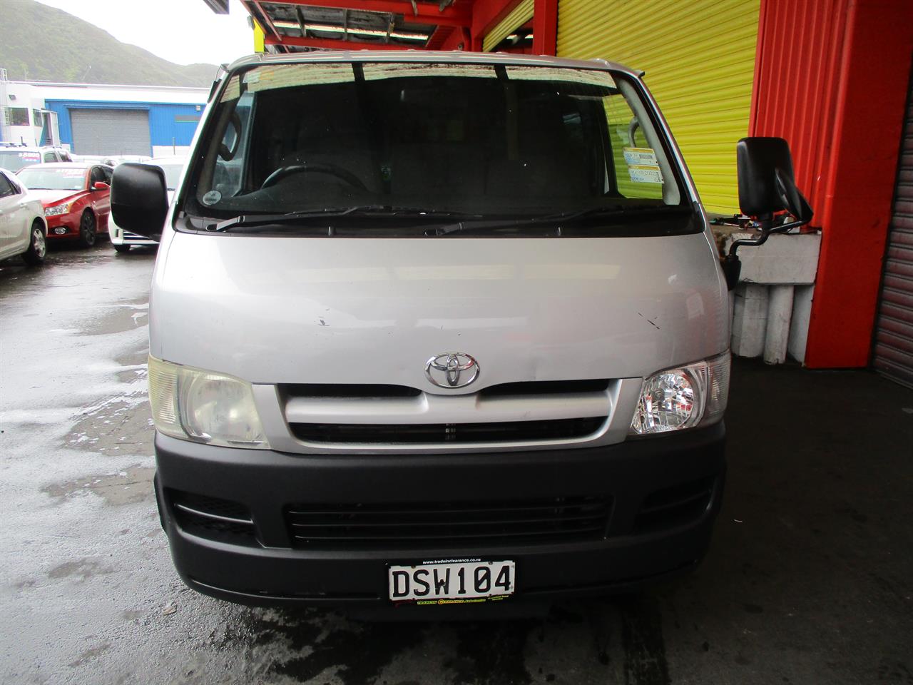 2006 Toyota Hiace