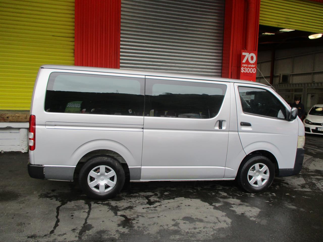 2006 Toyota Hiace