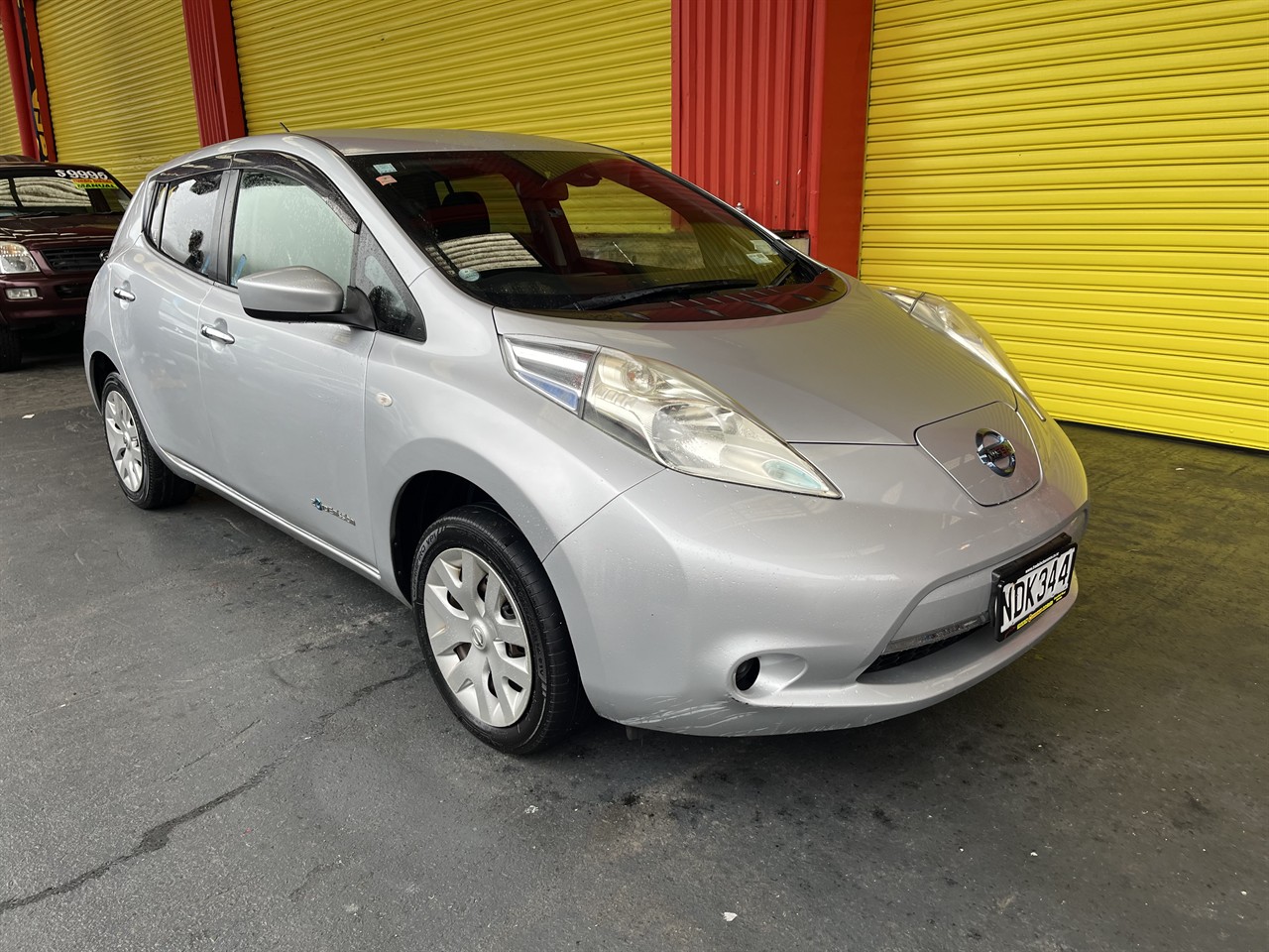 2016 Nissan LEAF