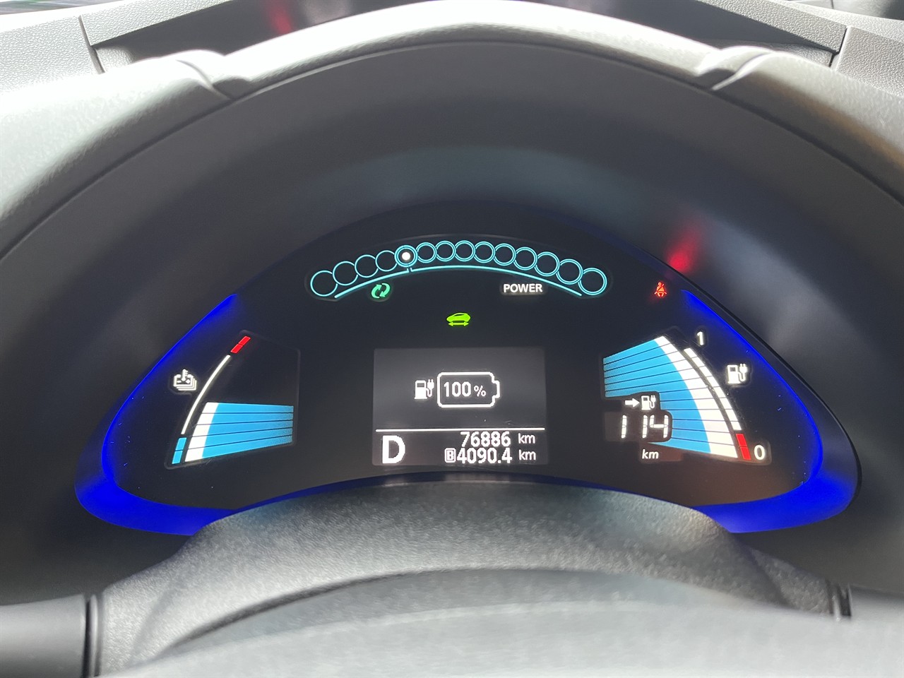 2016 Nissan LEAF