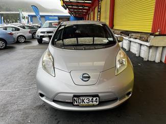 2016 Nissan LEAF - Thumbnail