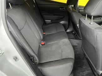 2016 Nissan LEAF - Thumbnail