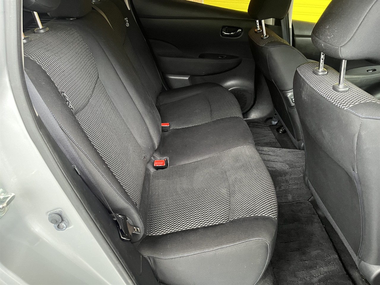 2016 Nissan LEAF
