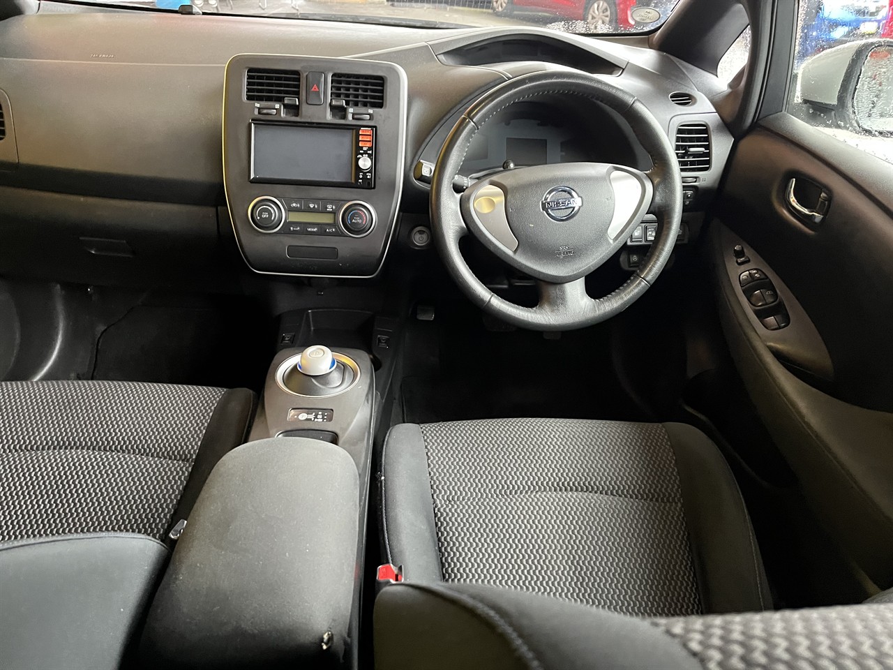2016 Nissan LEAF
