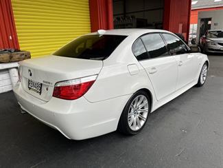 2010 BMW 525I - Thumbnail