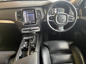 2015 Volvo XC90 - Thumbnail