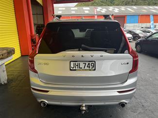 2015 Volvo XC90 - Thumbnail