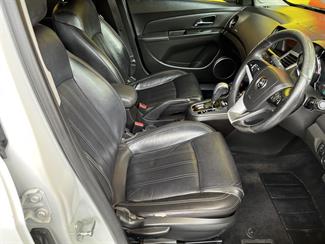2013 Holden Cruze - Thumbnail