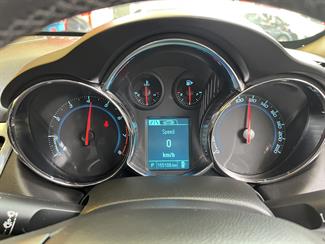 2013 Holden Cruze - Thumbnail