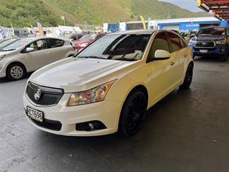 2013 Holden Cruze - Thumbnail