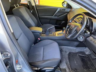 2010 Mazda MAZDA3 - Thumbnail
