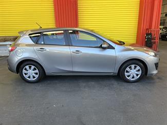 2010 Mazda MAZDA3 - Thumbnail