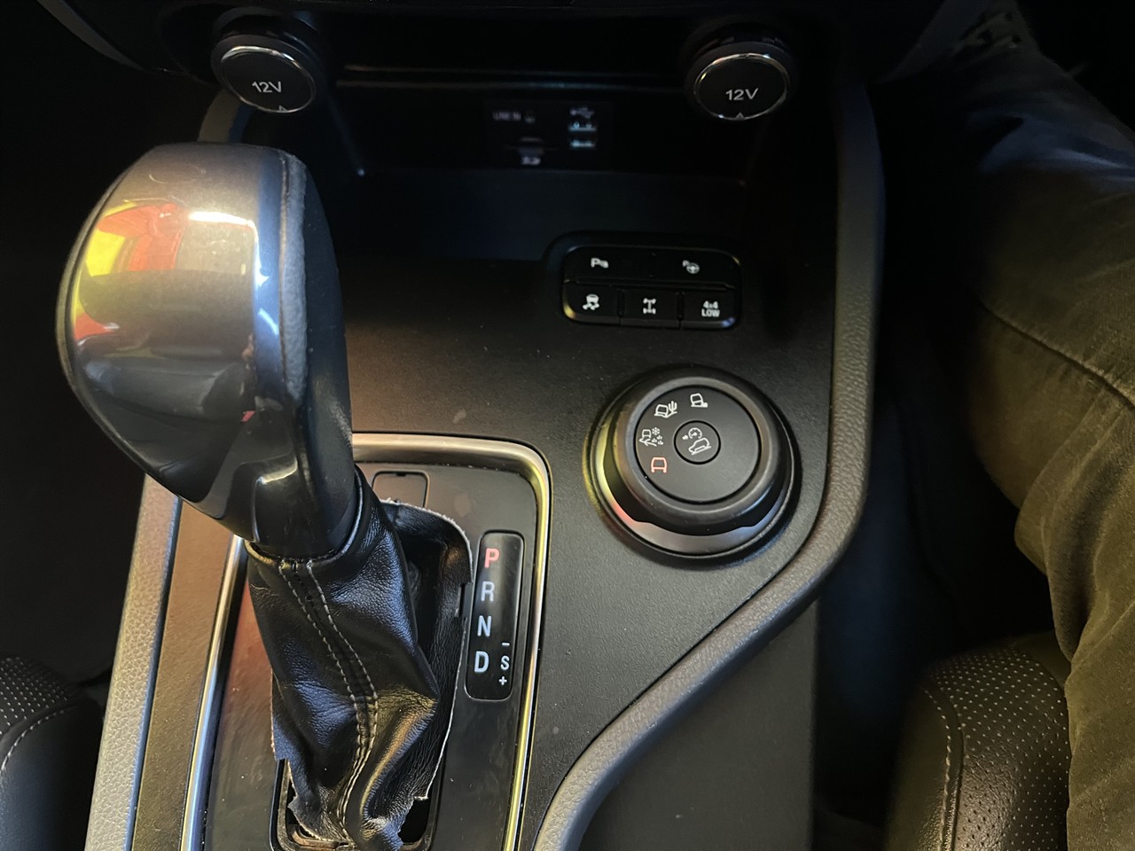 2015 Ford Everest