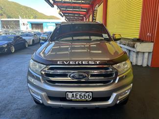 2015 Ford Everest - Thumbnail