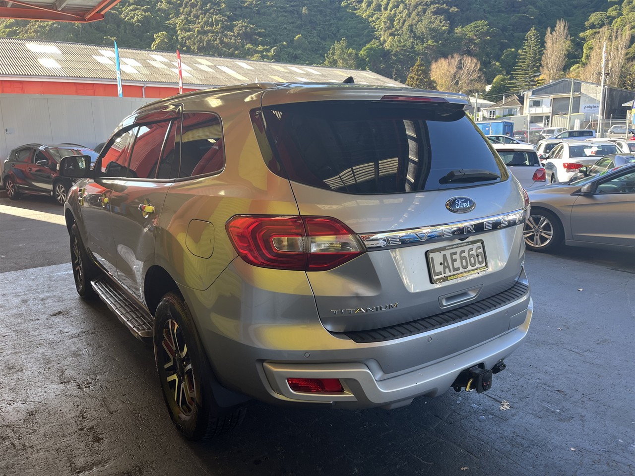 2015 Ford Everest