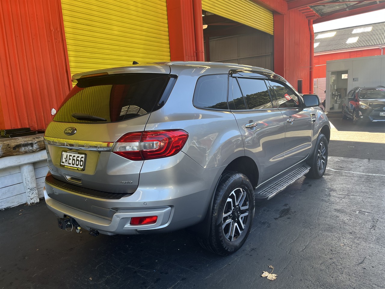 2015 Ford Everest