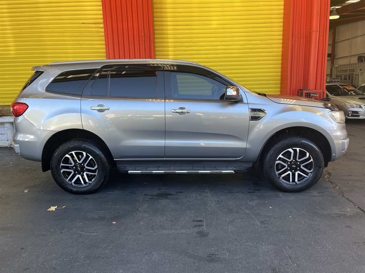 2015 Ford Everest