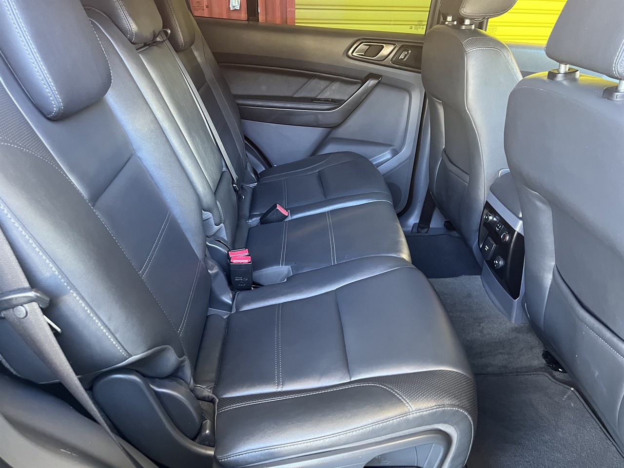 2015 Ford Everest