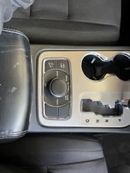 2012 Chrysler Jeep GRAND CHEROKEE - Thumbnail
