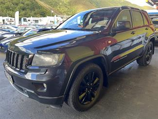 2012 Chrysler Jeep GRAND CHEROKEE - Thumbnail