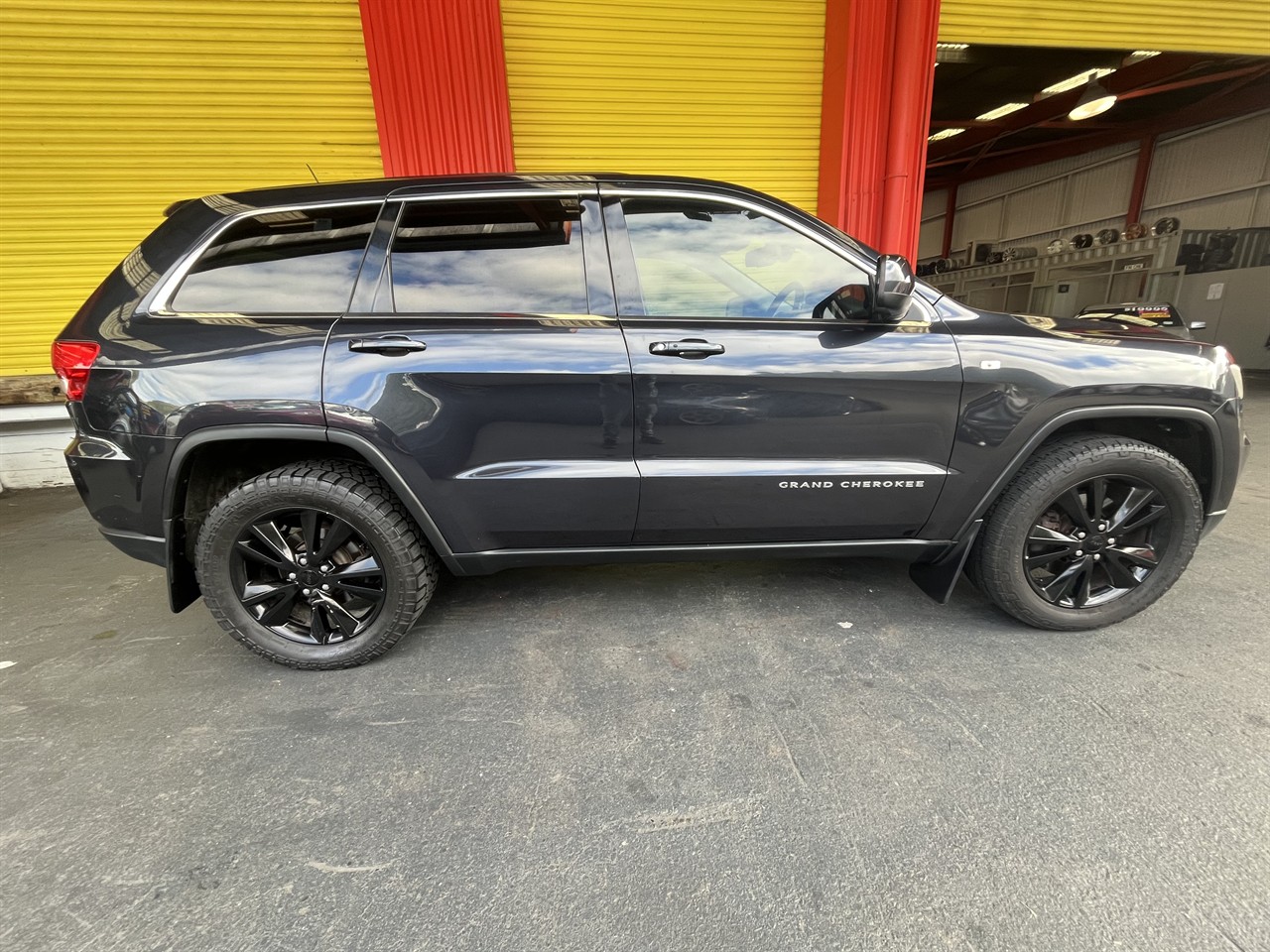 2012 Chrysler Jeep GRAND CHEROKEE