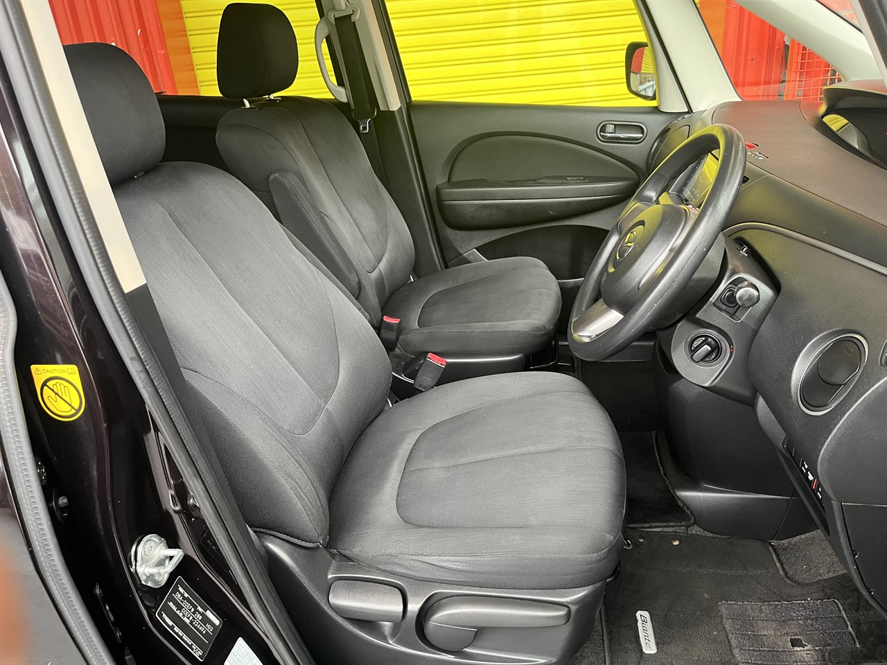 2011 Mazda BIANTE