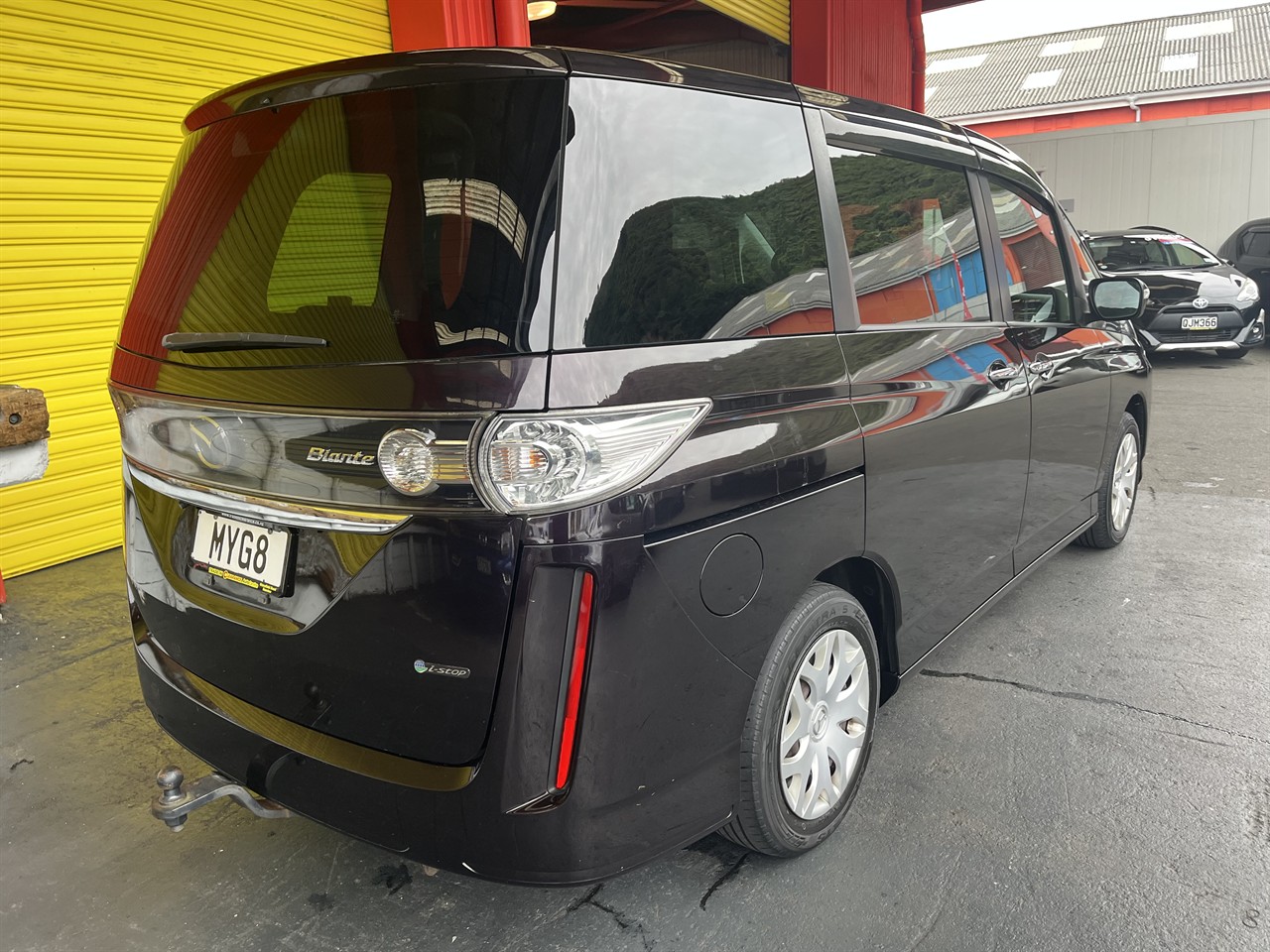 2011 Mazda BIANTE