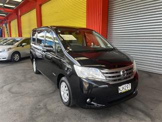 2013 Nissan Serena - Thumbnail