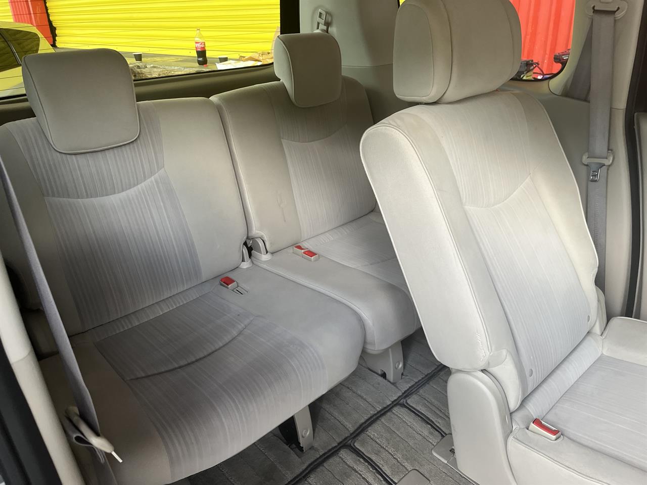 2013 Nissan Serena