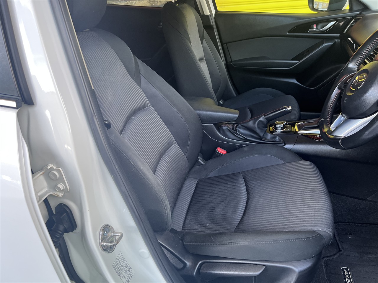 2013 Mazda Axela