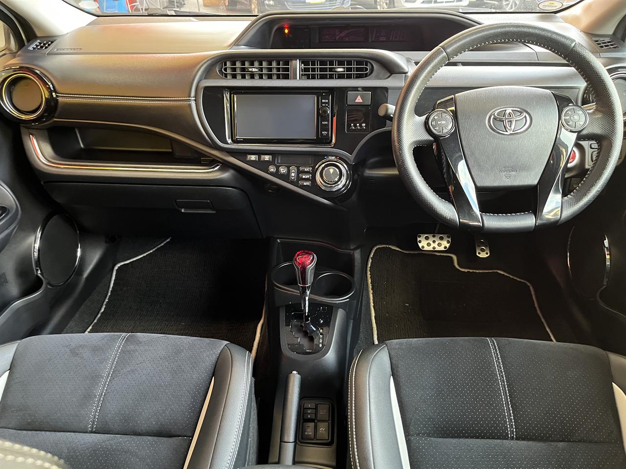 2014 Toyota AQUA