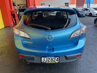 2009 Mazda 3 - Thumbnail