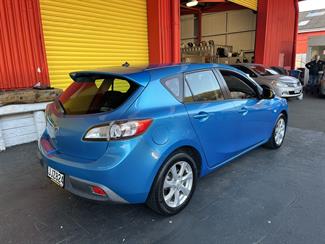 2009 Mazda 3 - Thumbnail