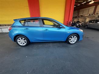 2009 Mazda 3 - Thumbnail