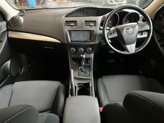 2012 Mazda Axela - Thumbnail