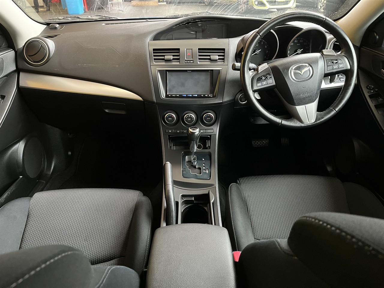 2012 Mazda Axela