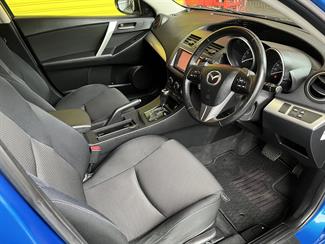 2012 Mazda Axela - Thumbnail
