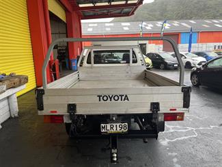 2018 Toyota Hilux - Thumbnail