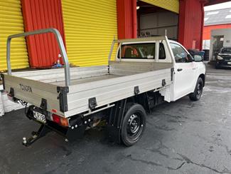 2018 Toyota Hilux - Thumbnail