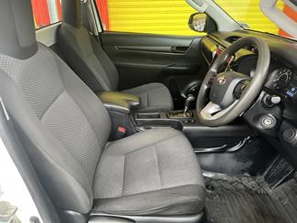 2018 Toyota Hilux - Thumbnail