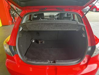 2006 Mazda Axela - Thumbnail