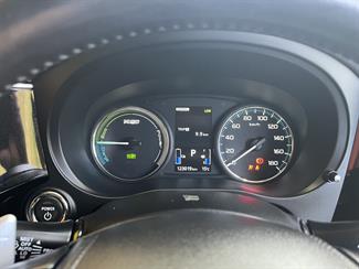 2016 Mitsubishi Outlander - Thumbnail