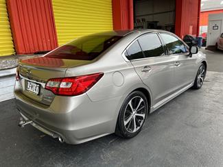 2018 Subaru Legacy - Thumbnail