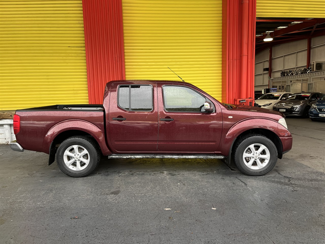 2005 Nissan Navara