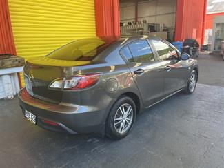 2011 Mazda 3 - Thumbnail