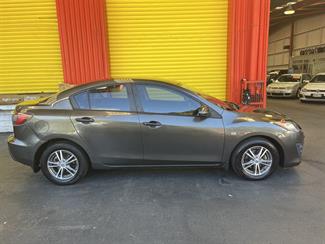 2011 Mazda 3 - Thumbnail